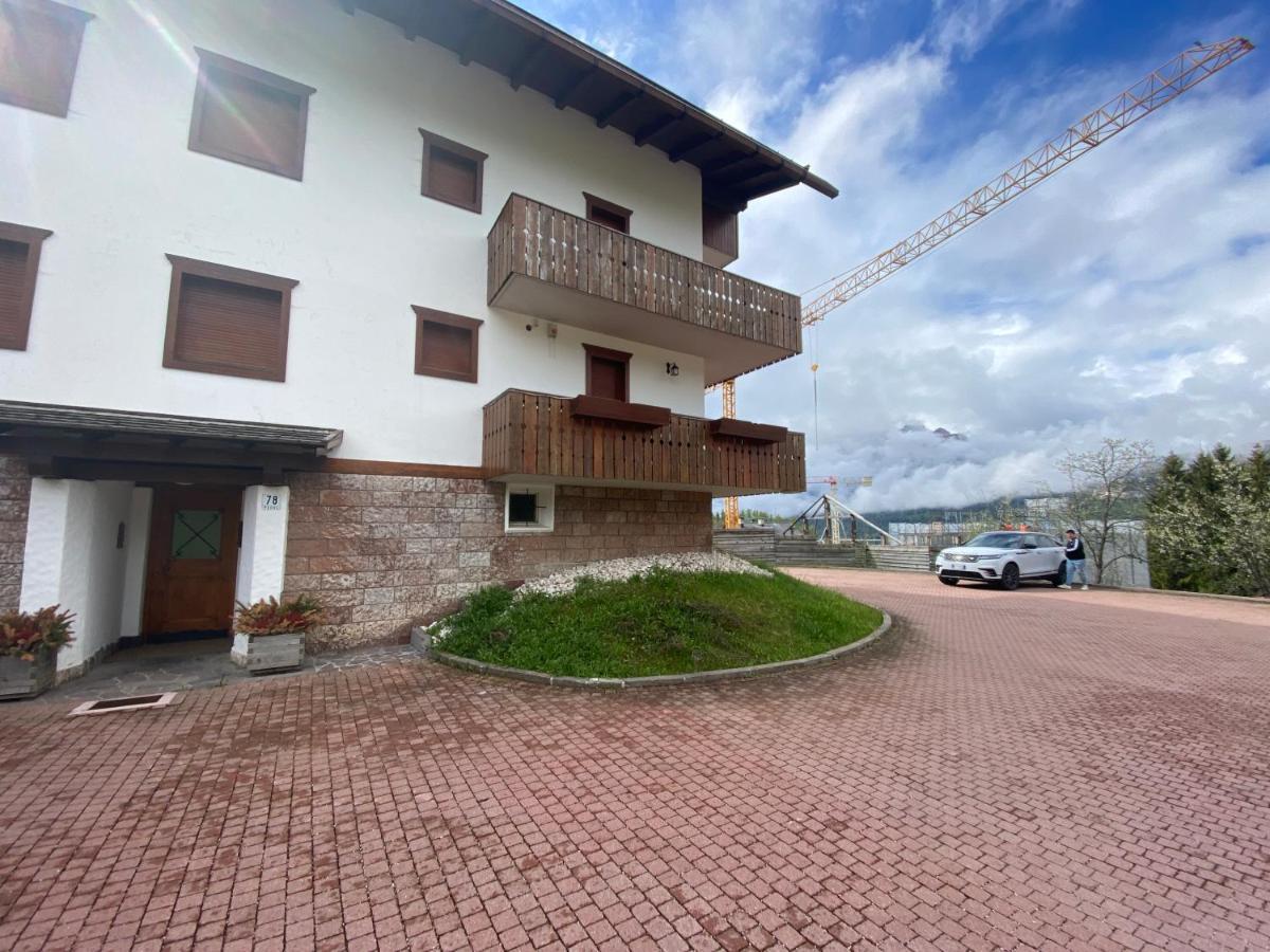 Sorapis Mini - Monolocale Panoramico Apartment Cortina d'Ampezzo Exterior photo